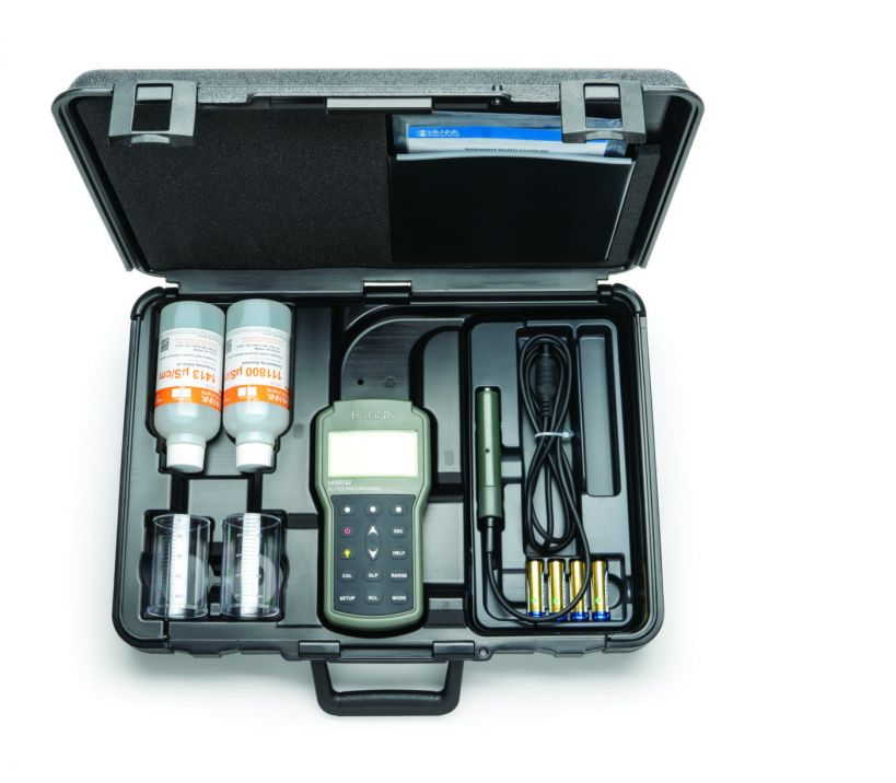 HANNA HI98192 - Su geçirmez Taşınabilir EC / TDS / Direnç / Tuzluluk Ölçer