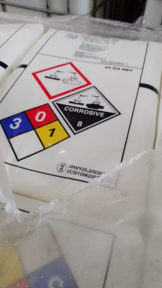 Gıda İşlemleri için Uygun kostik 25 kg lık torbalarda